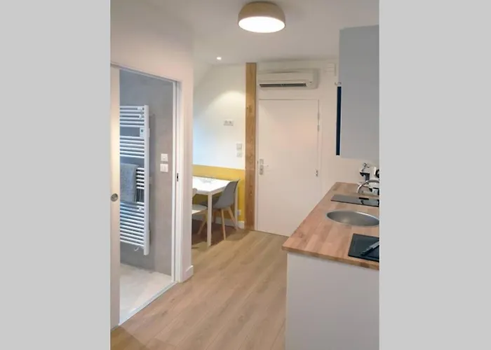 Jaune, Independant, Parking, Wifi Pres De Strasbourg * Ittenheim